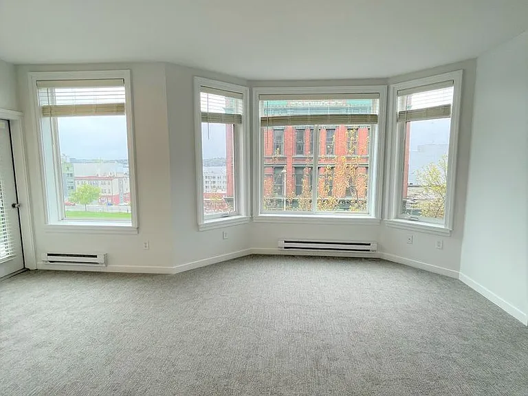 2414 1st Ave #417 — Photo 4