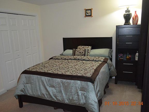 Guest Bedroom_1
