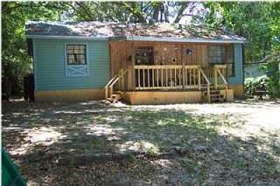1st image of 615 Cypress Dr