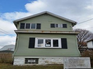 817 Cleveland Ave, Brackenridge, PA 15014