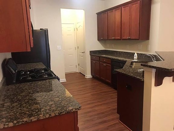 4th image of 228 Bobbie Way