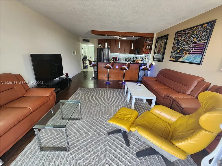 2801 NE 183rd St #310W — Photo 3