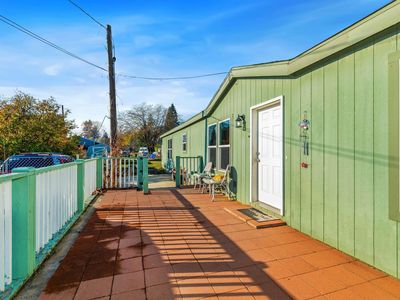 563 Oak Ave, Ponderay, ID, 83852