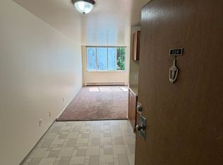 5035 15th Ave NE APT 208, Seattle, WA 98105
