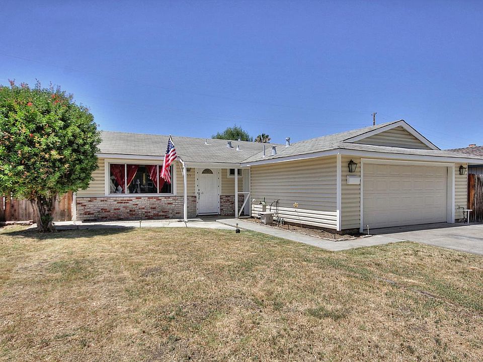 1st image of 2135 Mendota Way