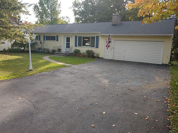 3rd image of 117 Cleveland Blvd