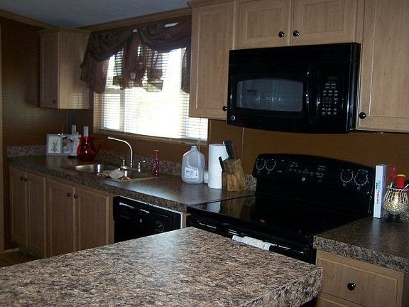 4th image of 12028 W Doris Dr
