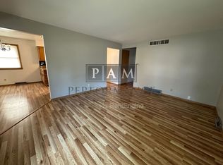 2517 W Halsey Ave, Milwaukee, WI 53221