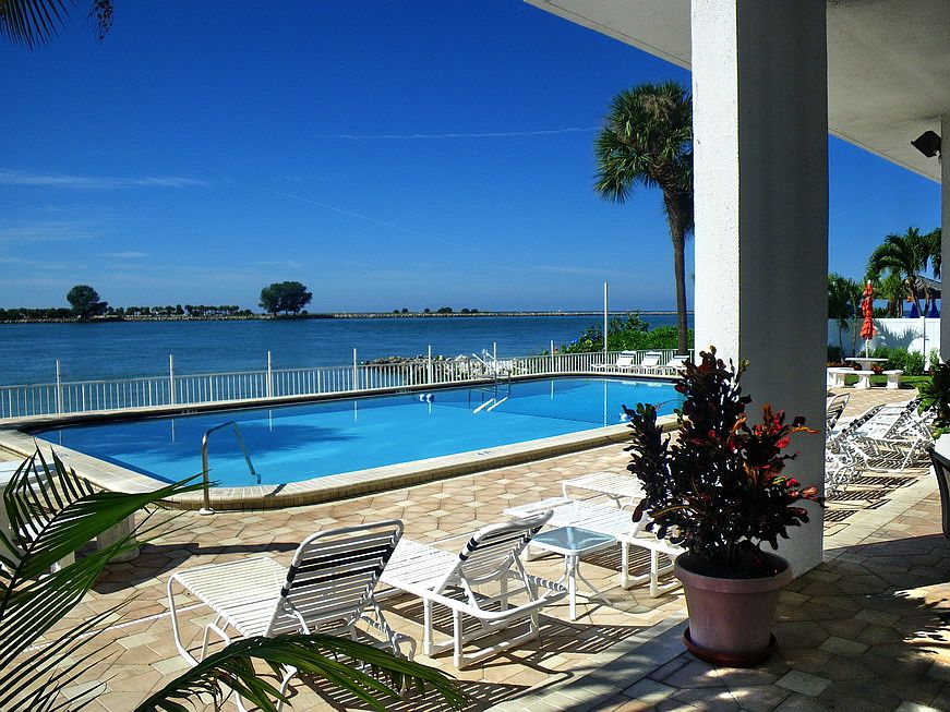 1st image of 675 S Gulfview Blvd APT 306