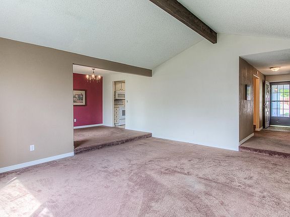 5th image of 2906 W Viola Ave