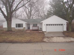 1806 Bellamy Dr, Champaign, IL
