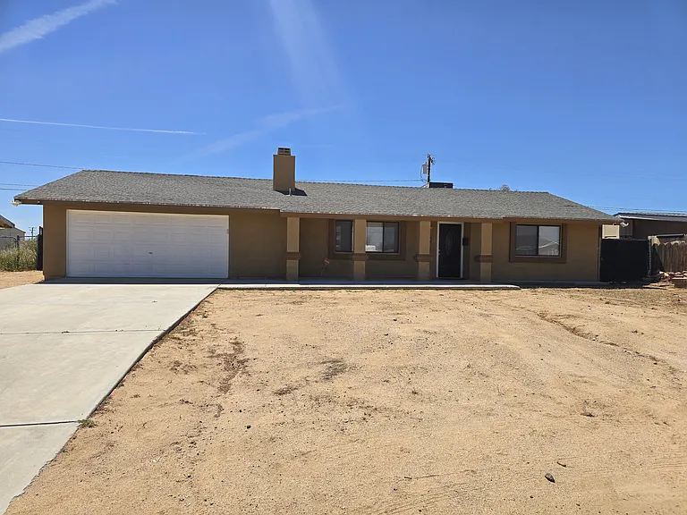 8472 Underwood Ave — Photo 1