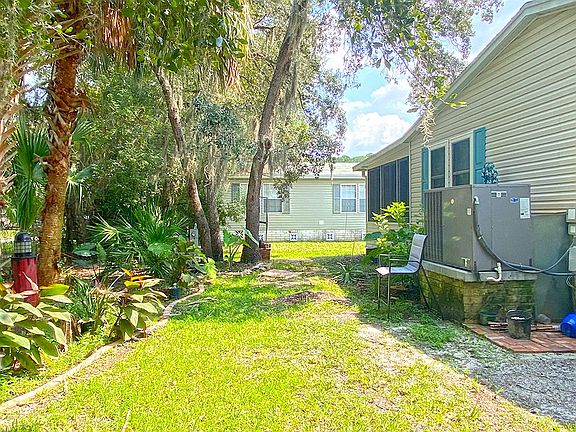 3rd image of 8046 W Coconut Palm Dr