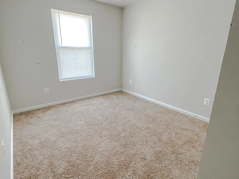 131 Cramsford St — Photo 17
