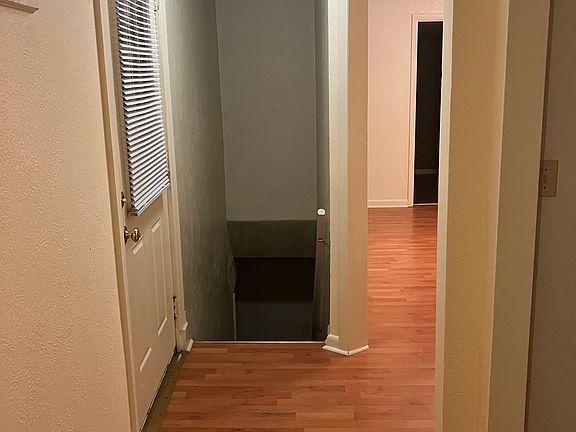 3rd image of 204 N 4th St #C