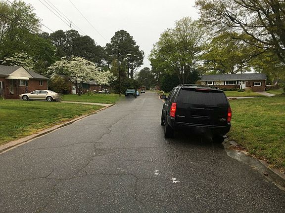 5th image of 1016 Anoka Ave