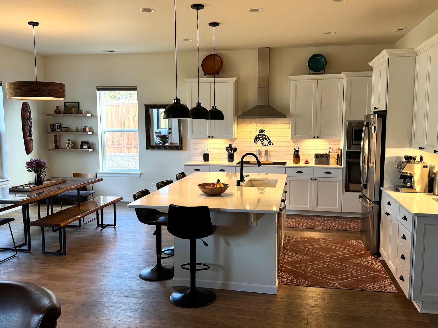 2 bed, 2482 sqft, $3,500 — Photo 3