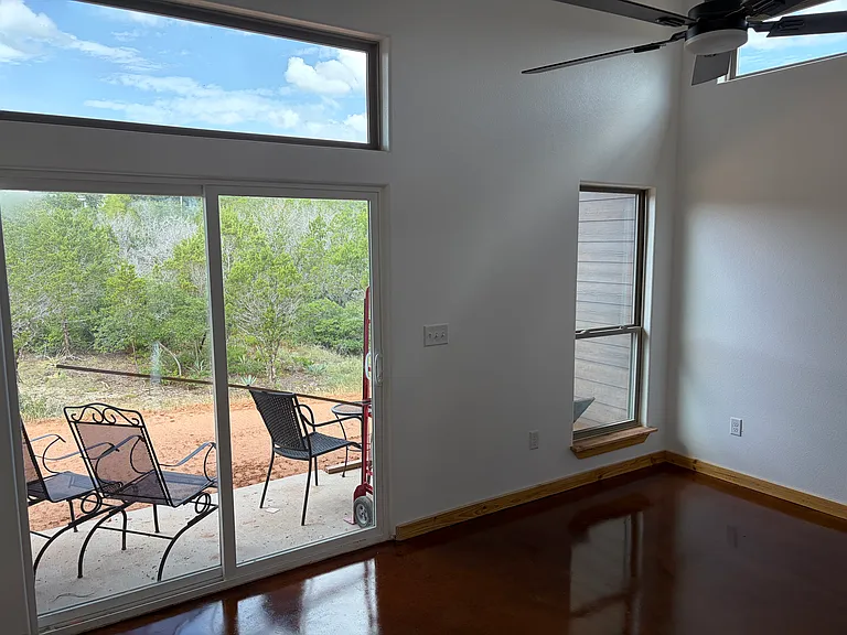 2523 Hercules Ct — Photo 7