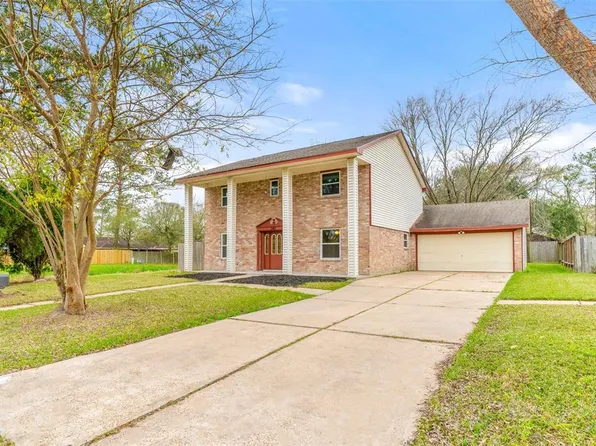 242 Saint Finans Way, Houston, TX 77015