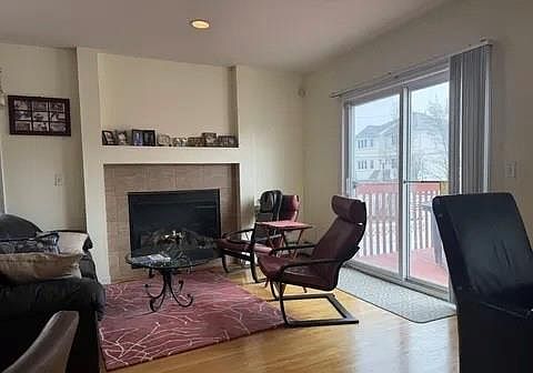 5th image of 57 Churchill Ave