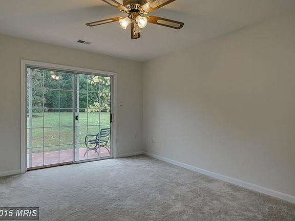 3rd image of 7454 Woodhaven Dr