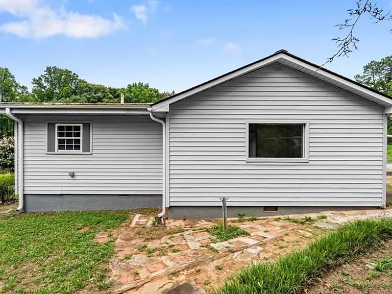 5005 Farmoor Cir — Photo 18