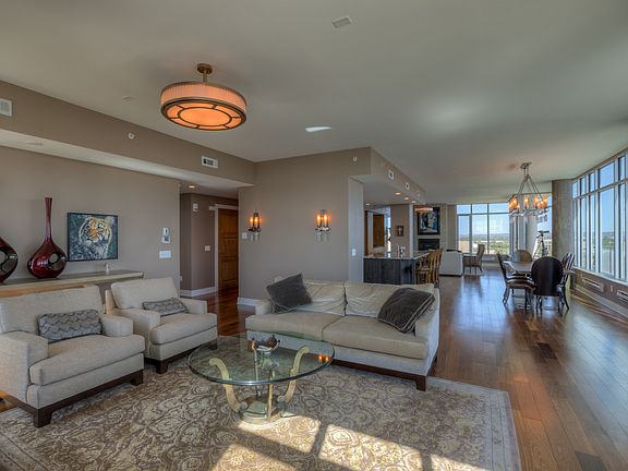 4th image of 444 Riverfront Plz APT 1102