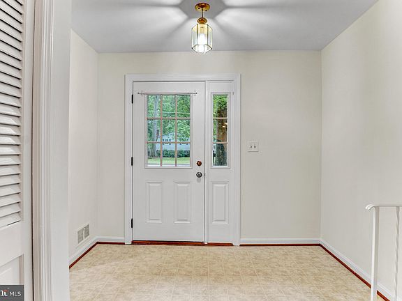 2nd image of 9218 Craig Ave