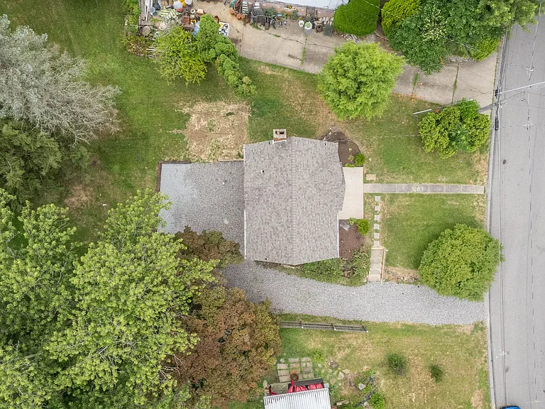 274 Idlewood Rd — Photo 5