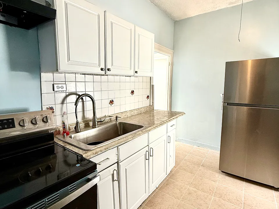 4514 Hill Ave #2