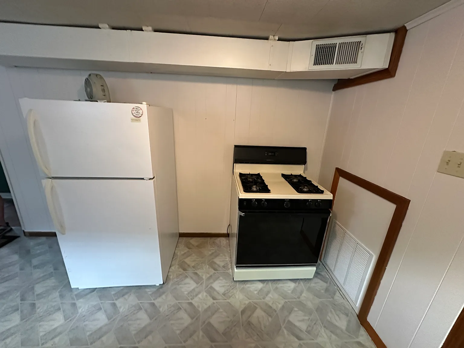 2 bed, 600 sqft, $795 — Photo 3