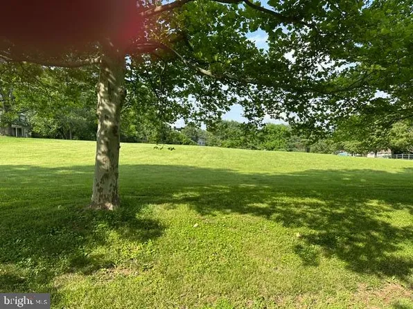 3610 Burgess Estates Dr, Ellicott City, MD 21042