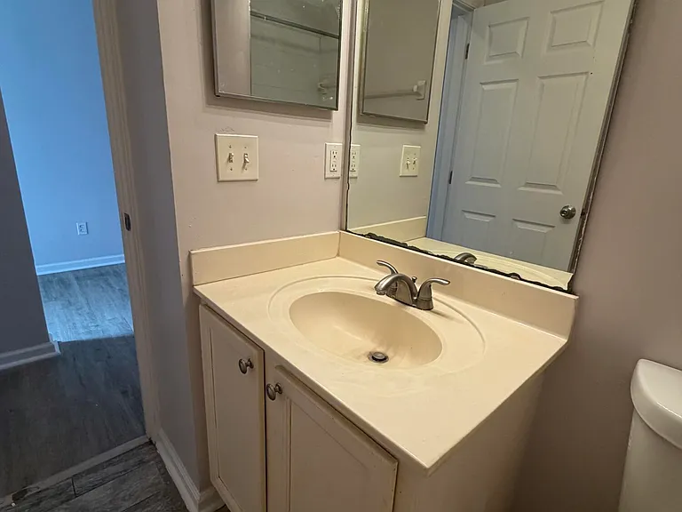 1216 Brookwood Bluff Rd E — Photo 18