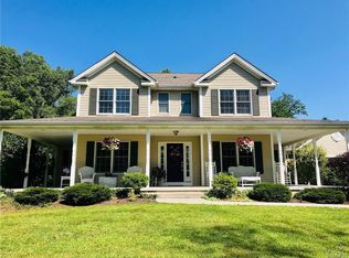 4021 Day Rd, Lockport, NY 14094