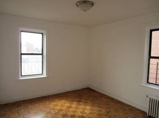 4145 52nd St APT 5H, Woodside, NY 11377
