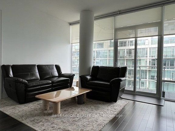2nd image of 29 Queens Quay E #908