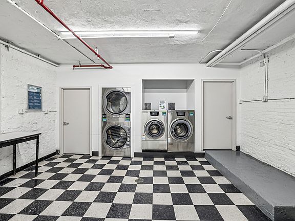 4th image of 153 E 165th St #616
