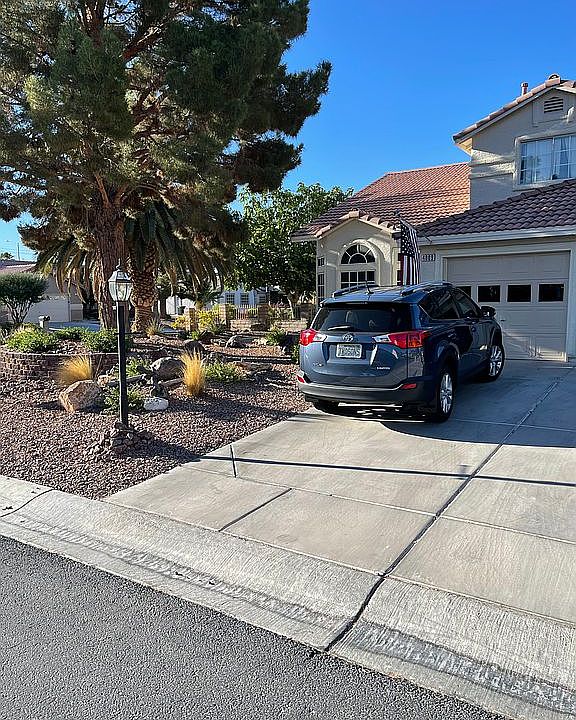 1st image of 4809 Jarvis Ln