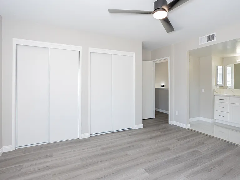 2908 Catalina Dr — Photo 8