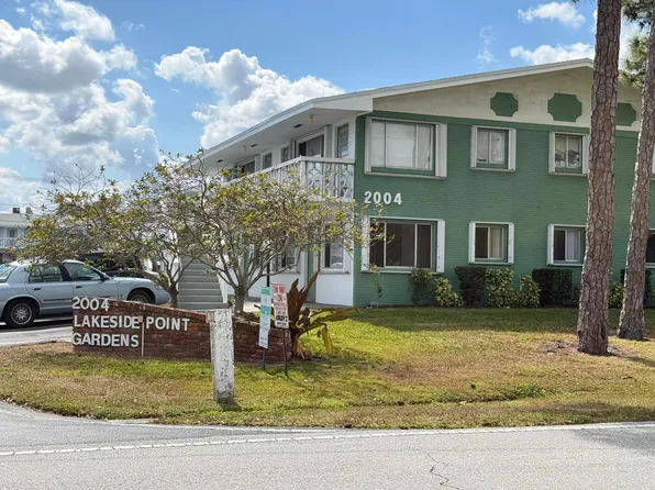 2004 Lake Osborne Drive #9, Lake Worth Beach, FL 33461