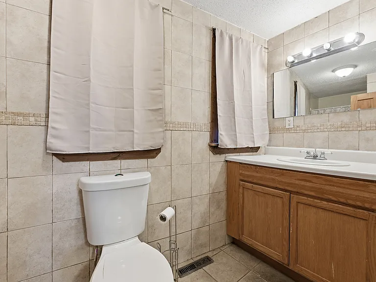 19 Highland Ave #19 — Photo 6