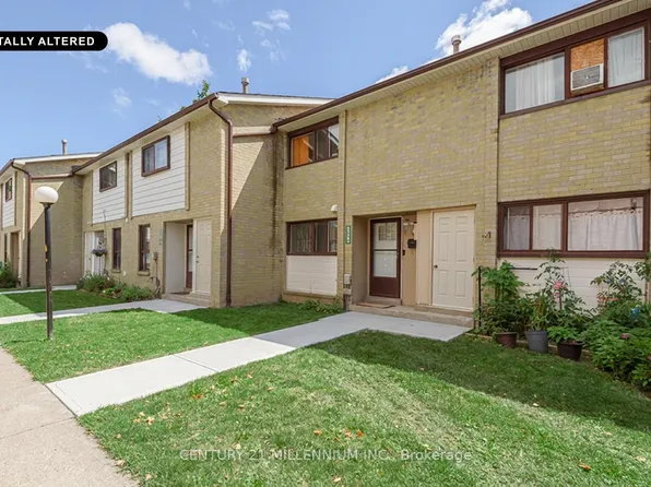 336 Fleetwood Cres, Brampton, ON L6T 2E7