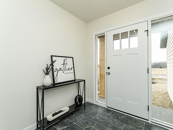 5th image of 1602 21st Ave NE