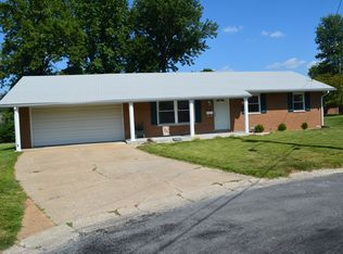 202 Rosemary Dr, Collinsville, IL