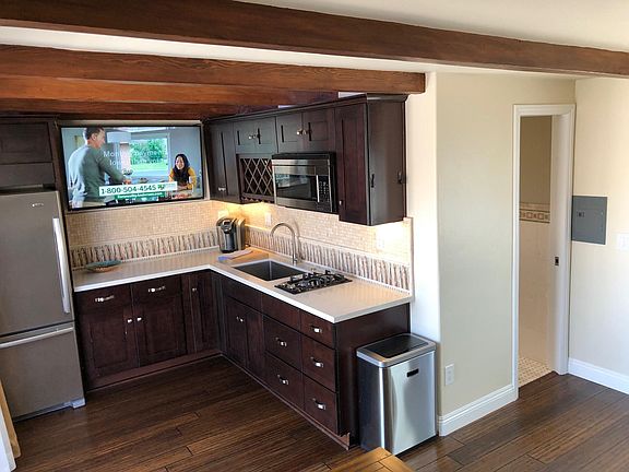 4th image of 6601 E Ocean Blvd #Penthouse