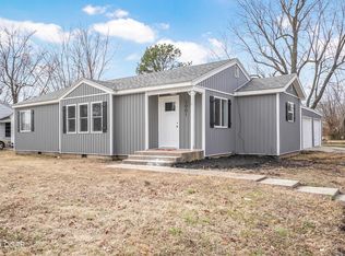 1001 Walnut Ter, Mount Vernon, MO 65712