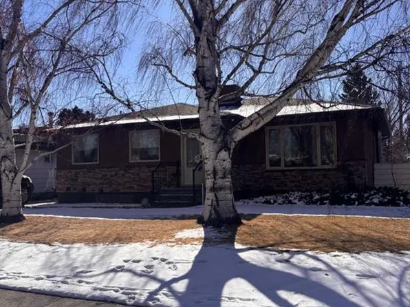 2318 N 10th Ave S, Lethbridge, AB T1K 0C2