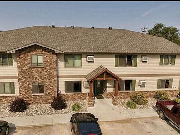 2nd image of 1415 1st Ave NE #201