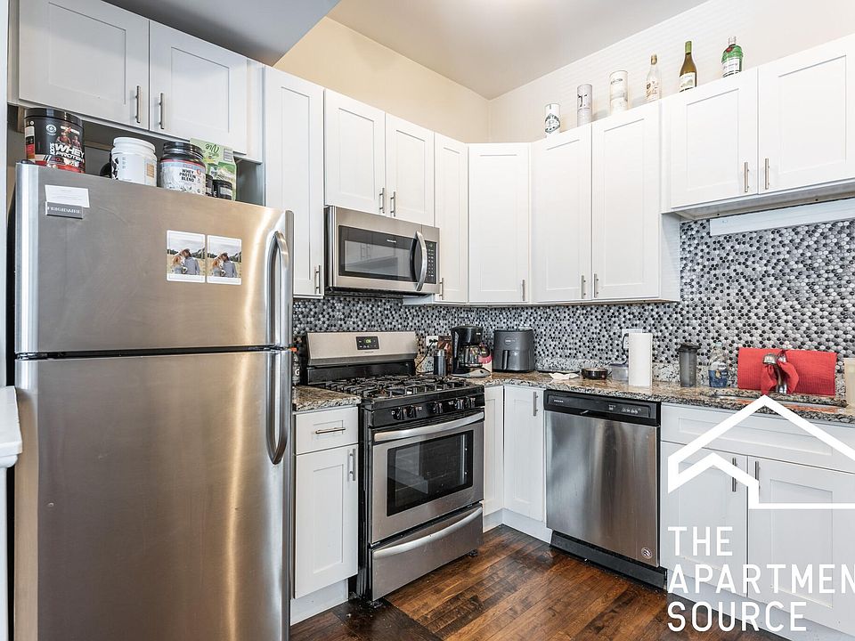 1st image of 2619 N Southport Ave #1S