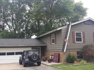 103 Belinda Dr, Marion, IL 62959